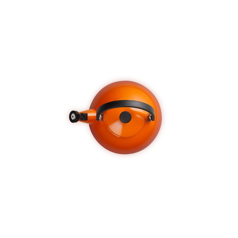 additioanl image for  Le Creuset Zen Kettle Flame 1.5 L 