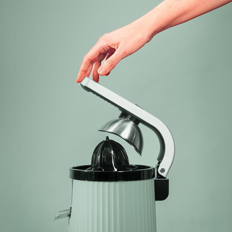 additioanl image for  Cecotec Xqueeze Retro Juice Green 600 
