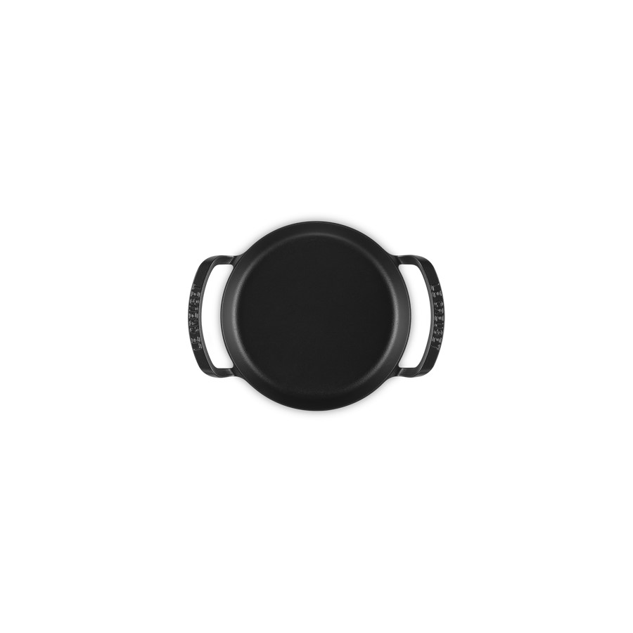 additioanl image for  Le Creuset O/Door Rd Skillet Mt/Blk 25cm 