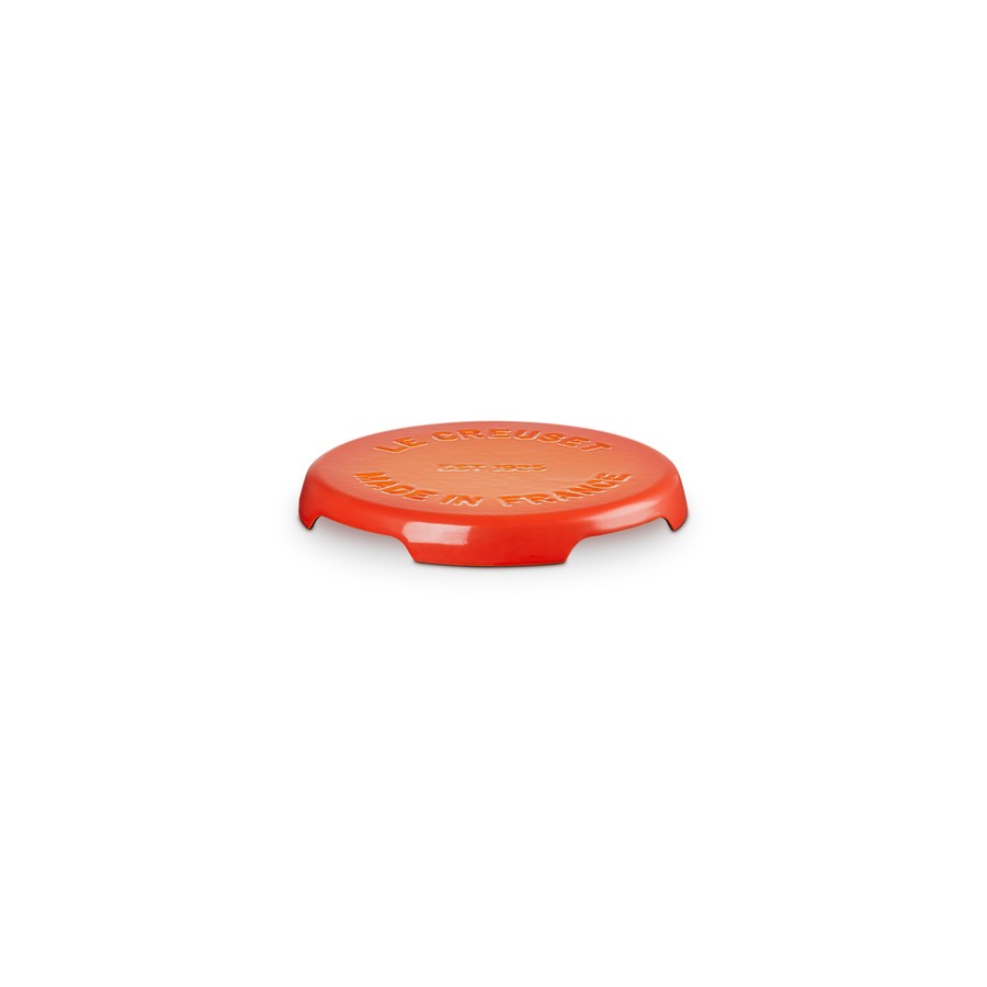 additioanl image for  Le Creuset Sign Round Trivet Flame 22 cm 
