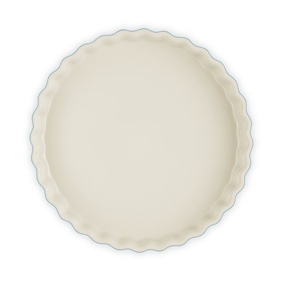 additioanl image for  Le Creuset Fluted Flan Dish S/Salt 28 cm 