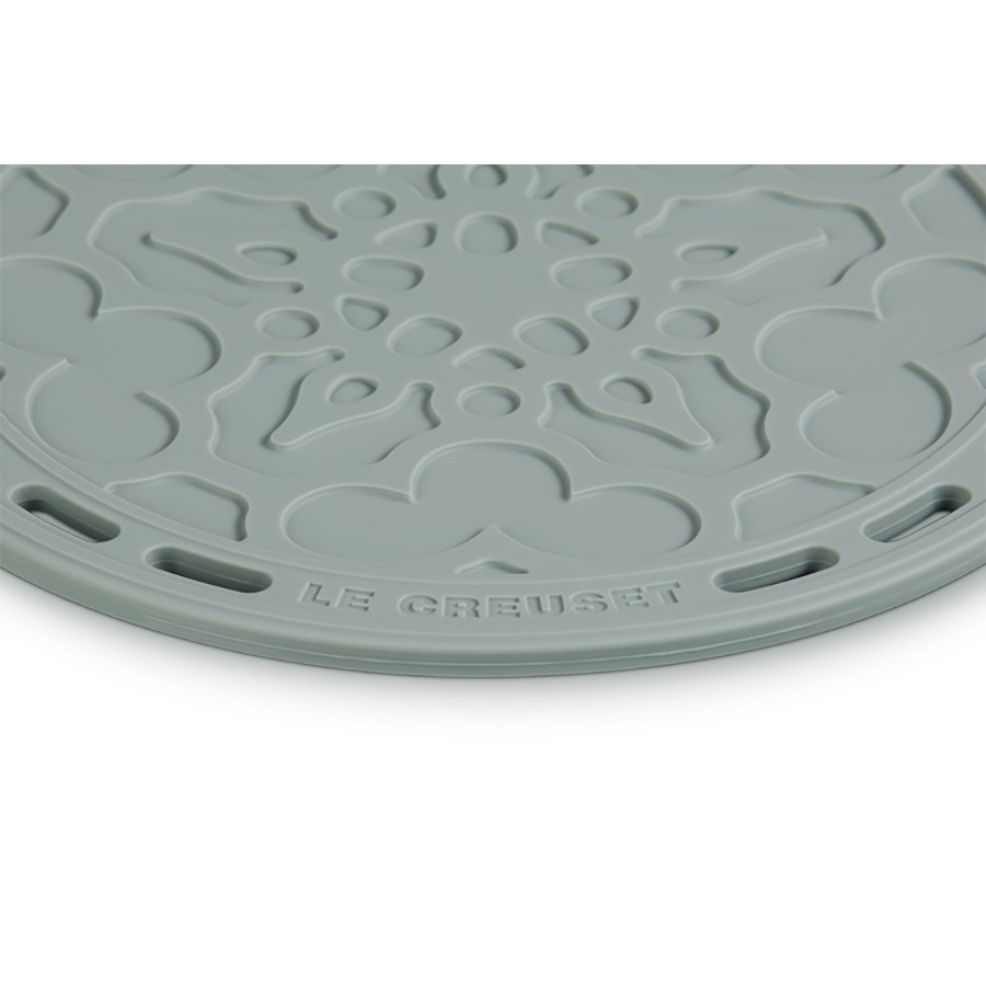 additioanl image for  Le Creuset Silicone Multimat S/Salt 20cm 