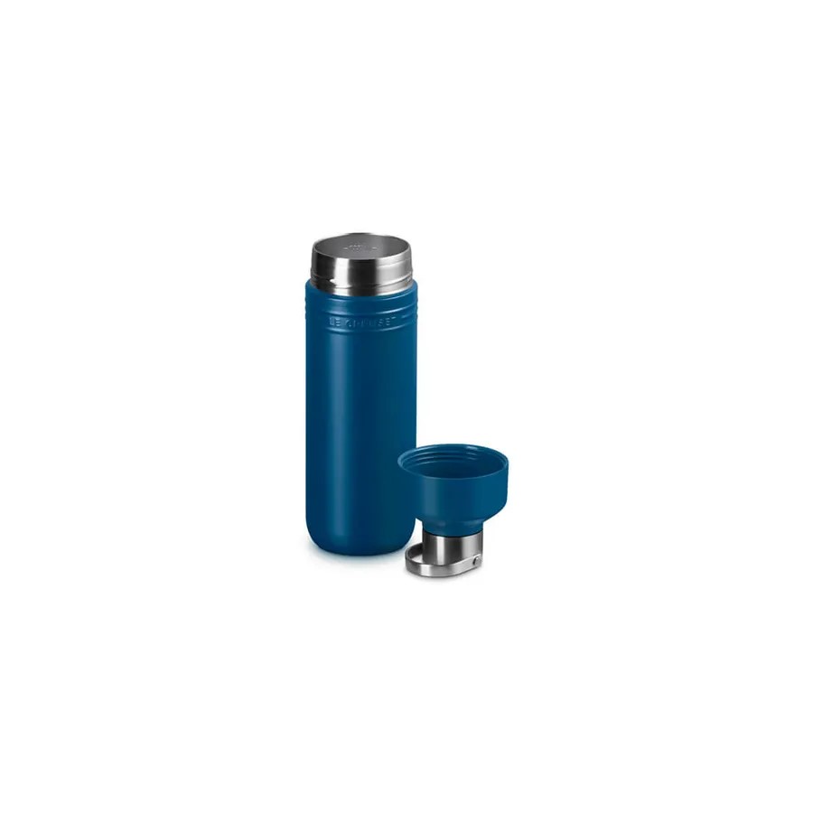 additioanl image for  Le Creuset On The Go Bottle Deep Teal 1L 