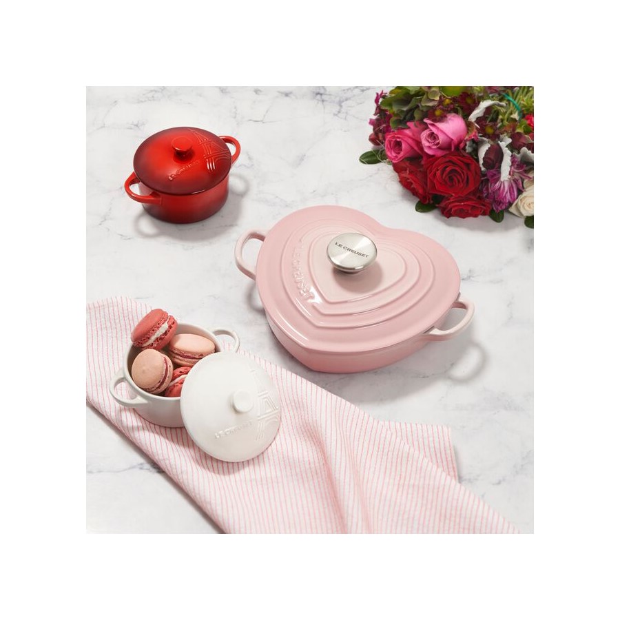 additioanl image for  Le Creuset Heart Casserole S/Pink 20 cm 
