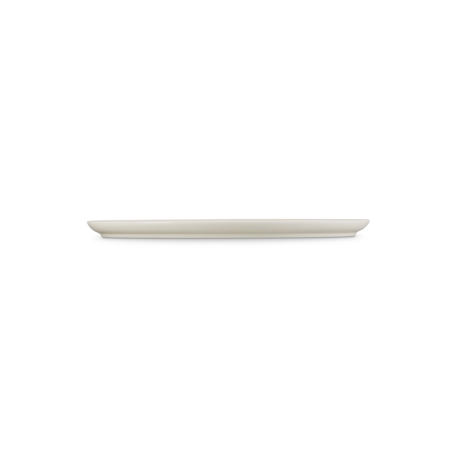 additioanl image for  Le Creuset Oval Service Platter Meringue 