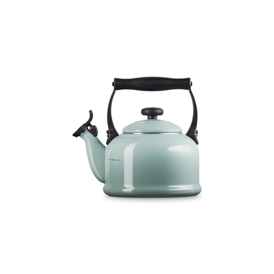 additioanl image for  Le Creuset Trad. Kettle Sea Salt 2.1L 