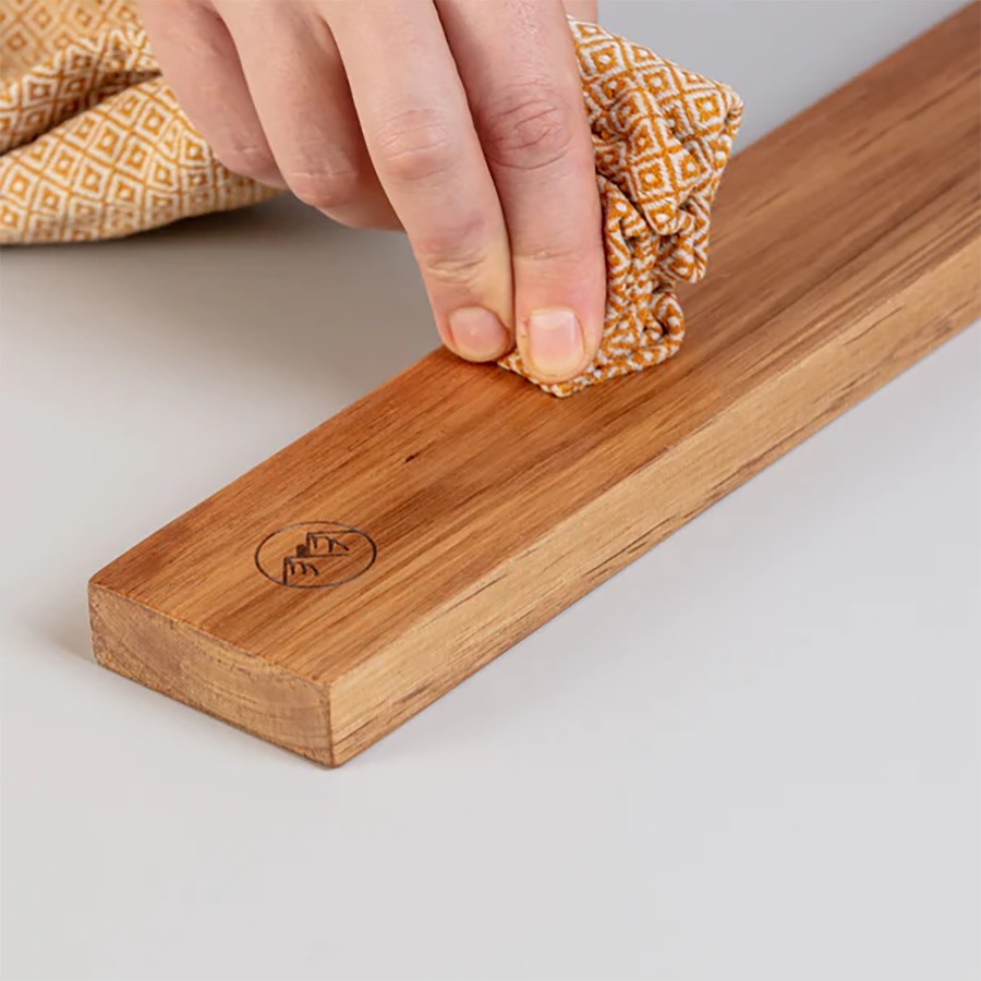additioanl image for  Bare Magnet Strip 45 cm 