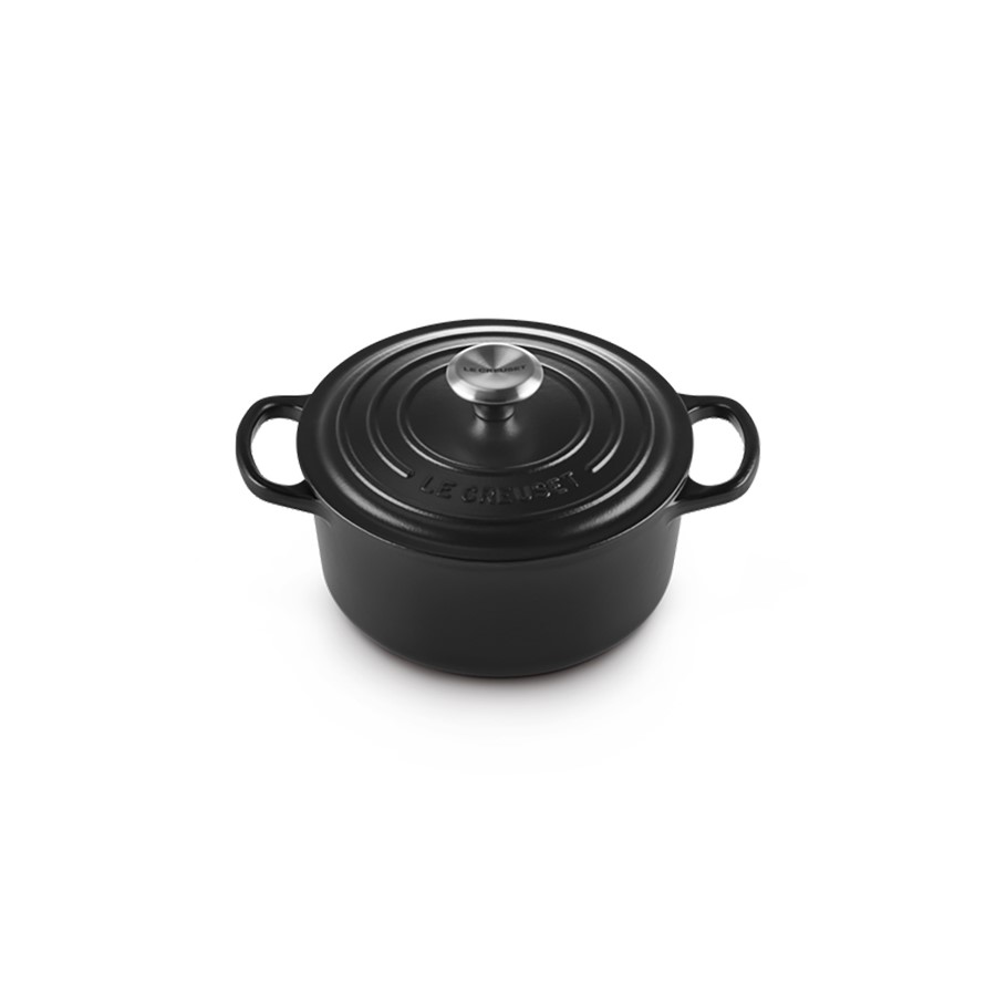 additioanl image for  Le Creuset Round Cass. Satin Black 24 cm 