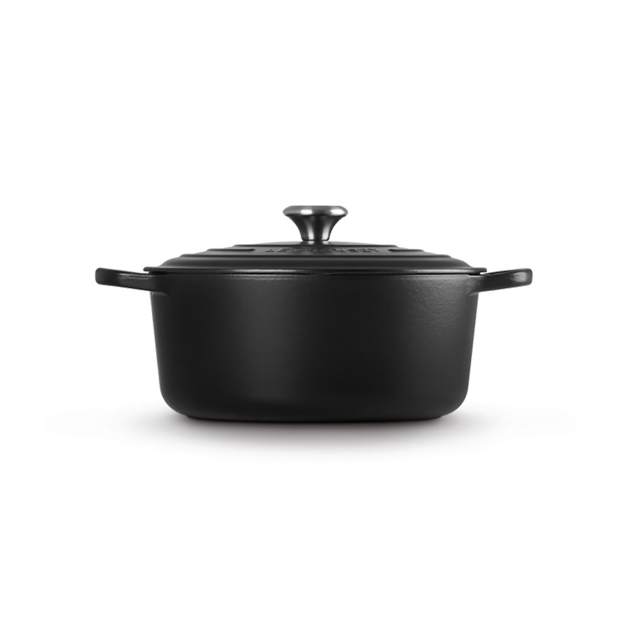 additioanl image for  Le Creuset Rd. Casserole Satin Blk 28 cm 