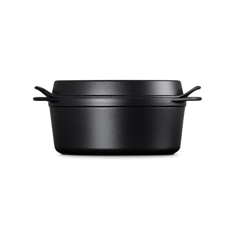 additioanl image for  Le Creuset Oval Doufeu Satin Black 32 cm 