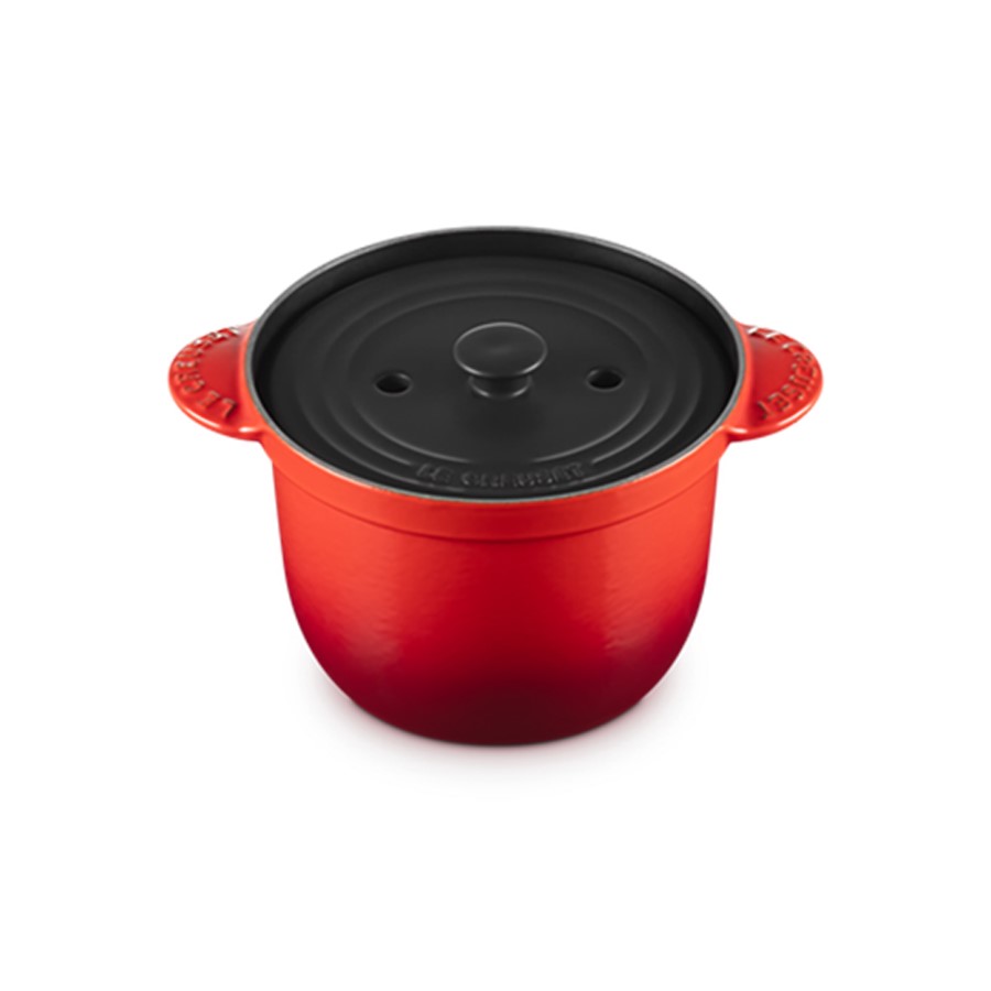 additioanl image for  Le Creuset Round Cocotte Cerise 18 cm 