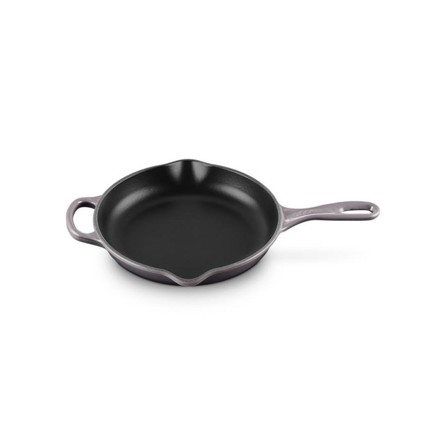 additioanl image for  Le Creuset Round Skillet Flint 23cm 