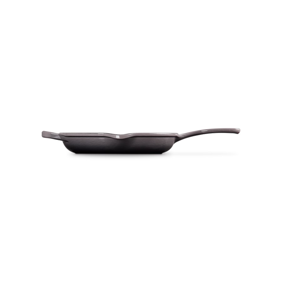 additioanl image for  Le Creuset Round Skillet Flint 23cm 