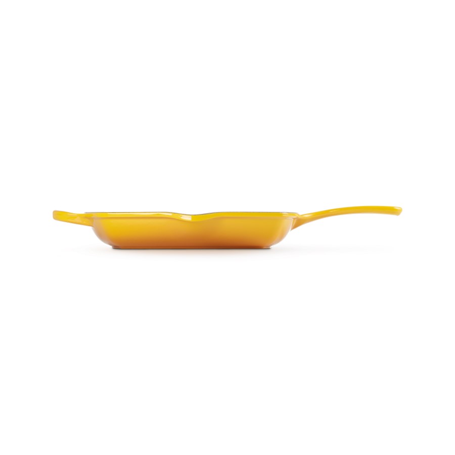 additioanl image for  Le Creuset Sq Skillet Grill Nectar 26 cm 