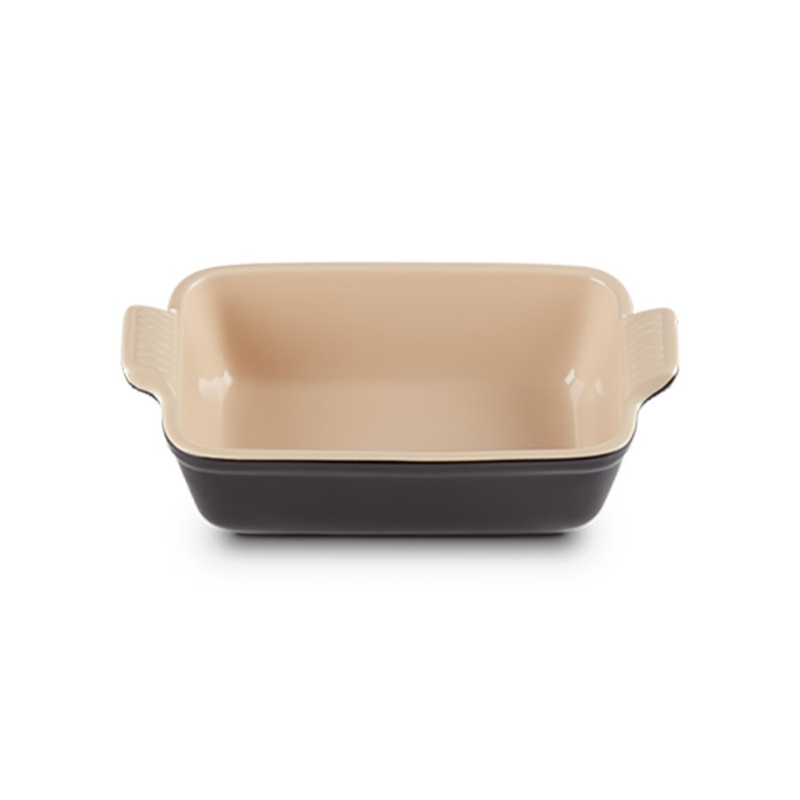 additioanl image for  Le Creuset Gratin Dish Blank Onyx 19 cm 