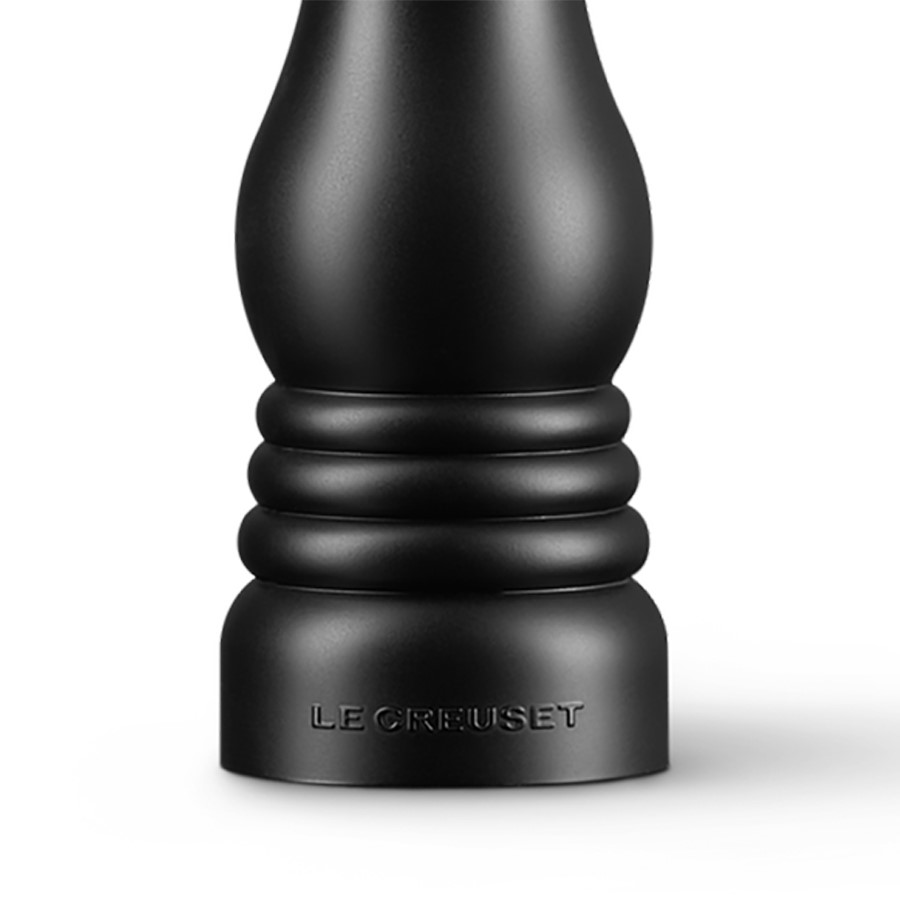 additioanl image for  Le Creuset Pepper Mill Satin Black 21 cm 