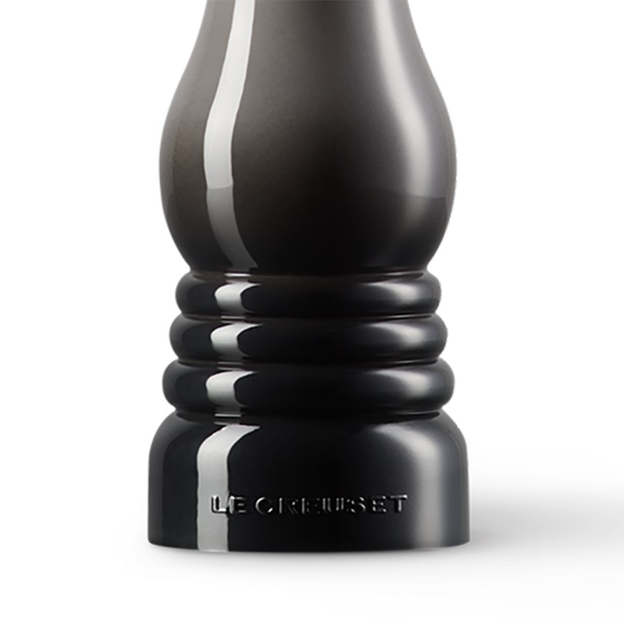 additioanl image for  Le Creuset Pepper Mill Flint 21 cm 