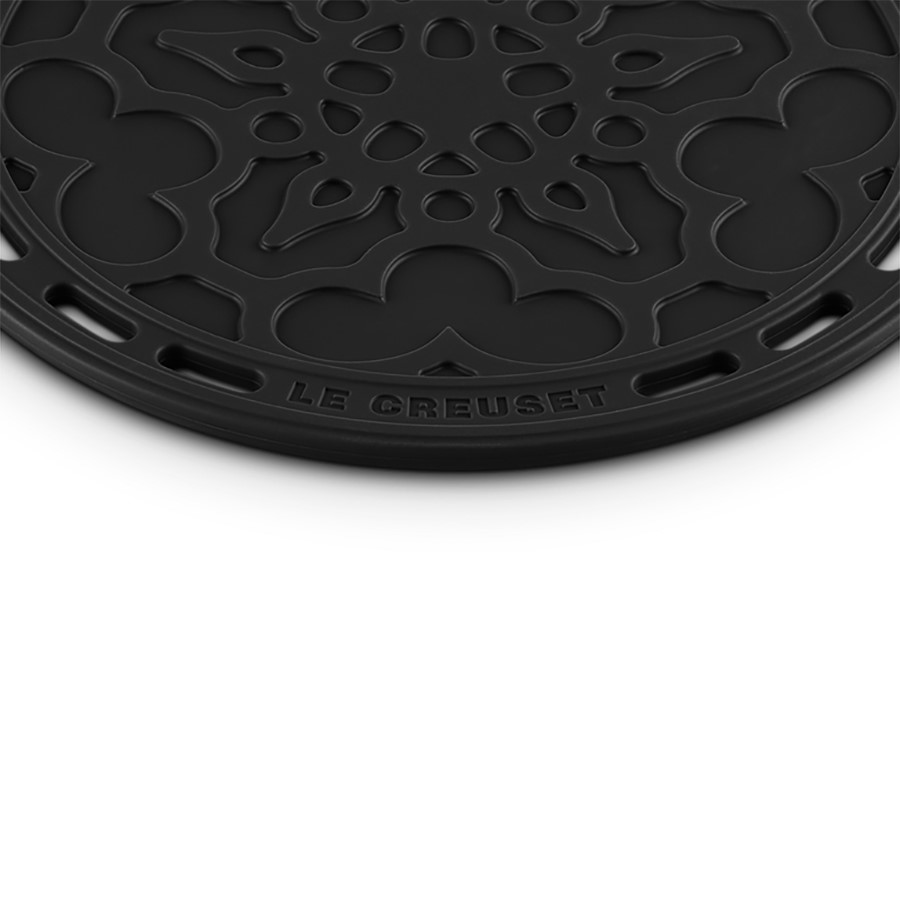 additioanl image for  Le Creuset French Trivet Black Onyx 20cm 