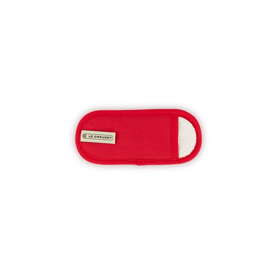 additioanl image for  Le Creuset Iron Handle Glove Cerise 18cm 