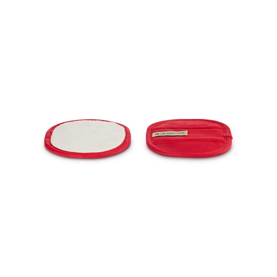 additioanl image for  Le Creuset 2 Pot Holder Cerise 17.5 cm 