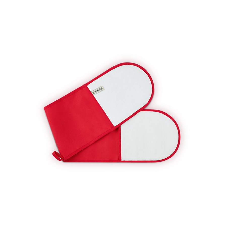 additioanl image for  Le Creuset Double Oven Glove Cerise 88cm 