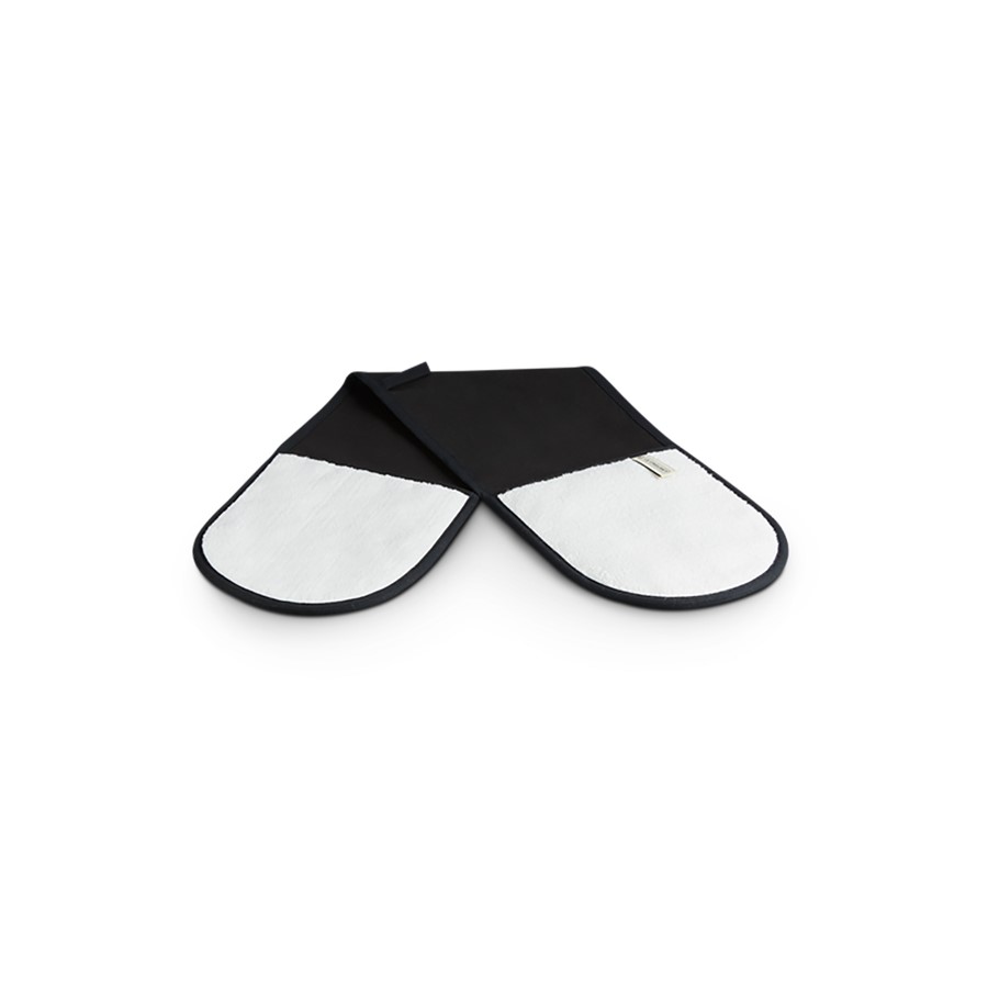 additioanl image for  Le Creuset Double Oven Glove Black 88 cm 