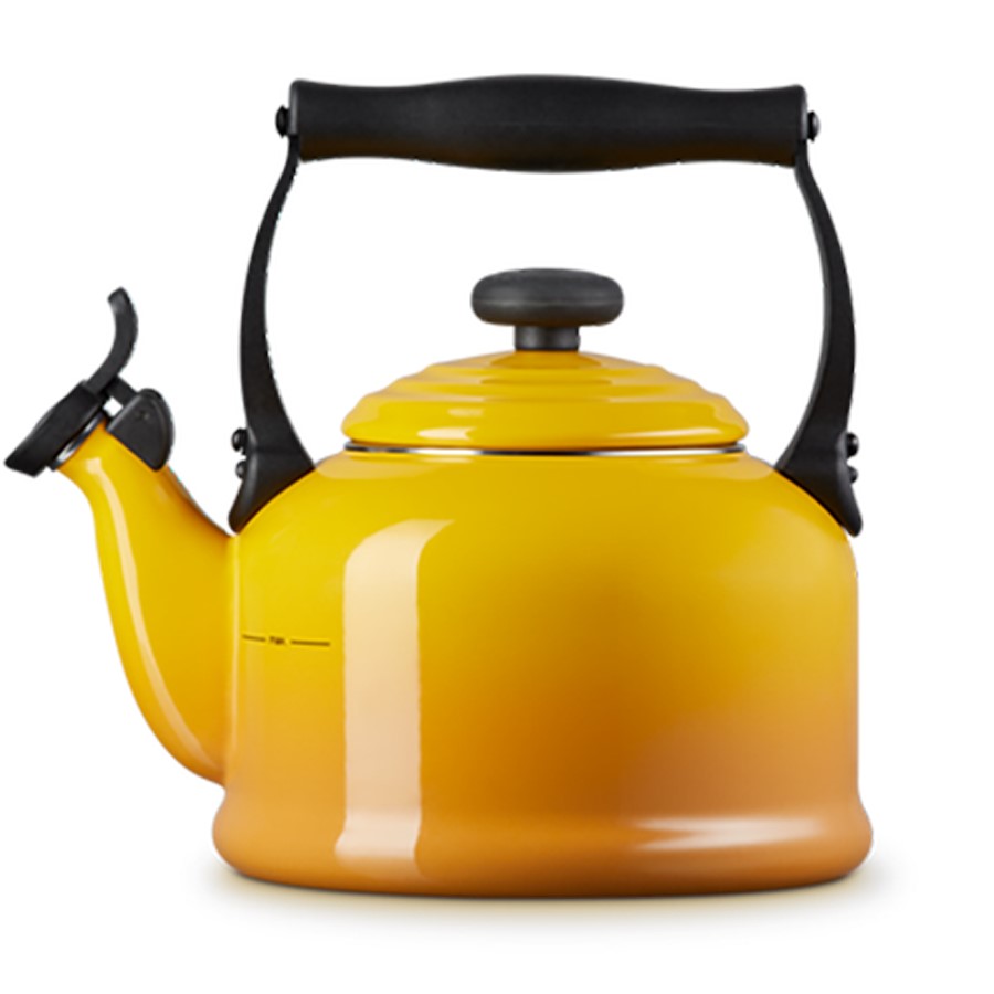 additioanl image for  Le Creuset Traditional Kettle Nectar2.1L 
