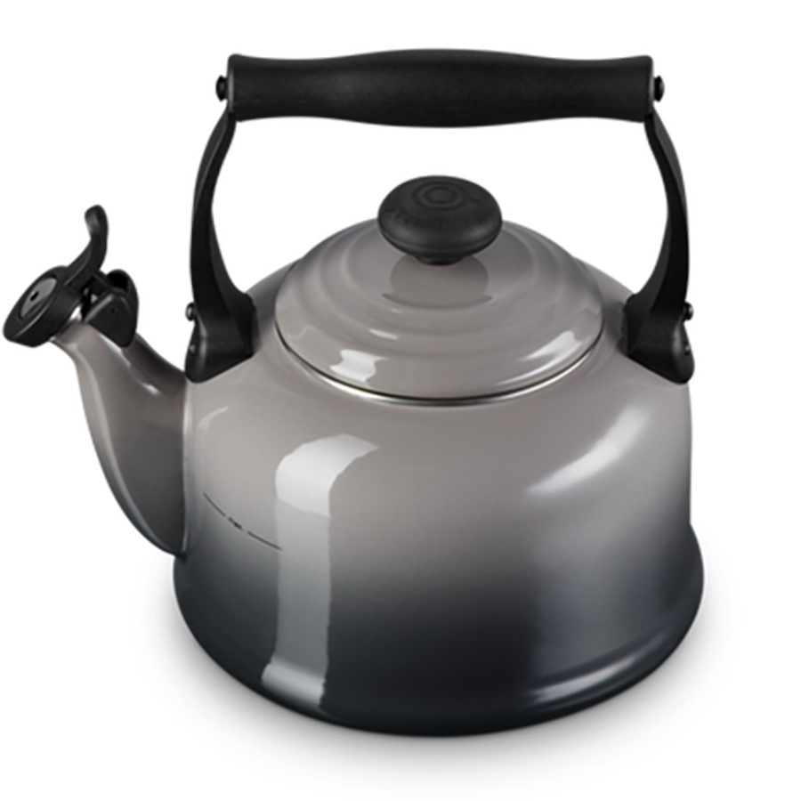 additioanl image for  Le Creuset Traditional Kettle Flint 2.1L 
