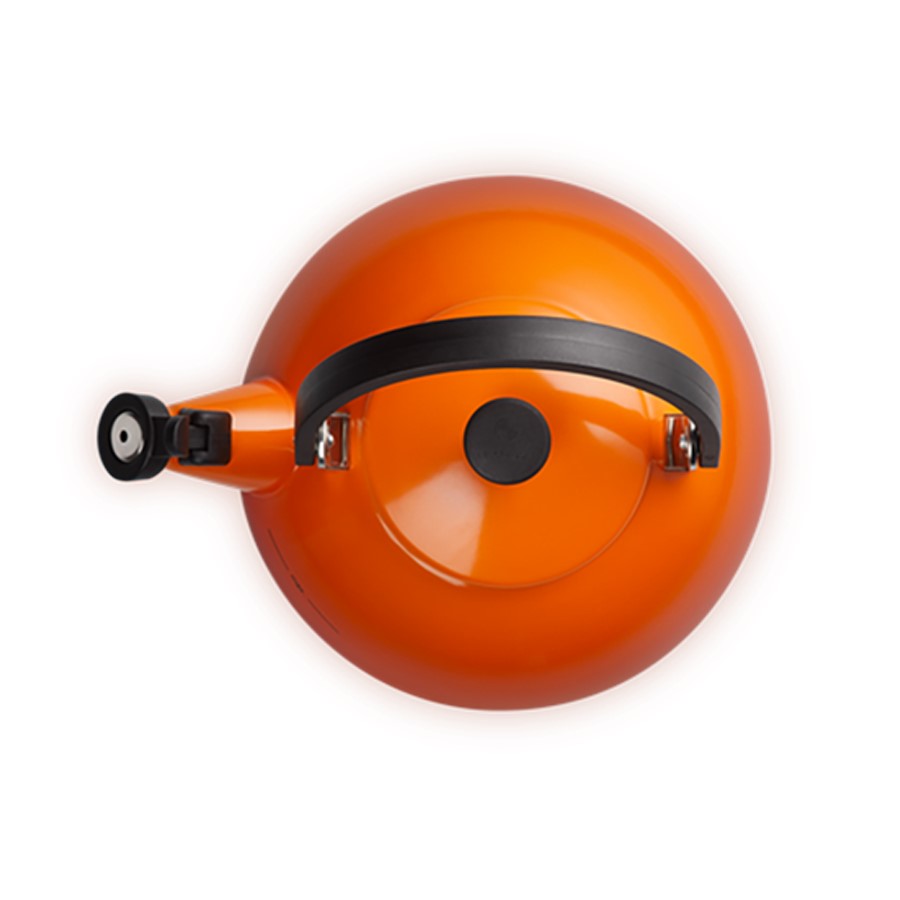 additioanl image for  Le Creuset Zen Kettle Flame 1.5 L 