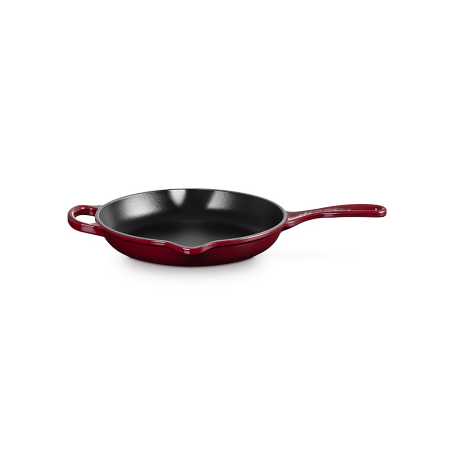 additioanl image for  Le Creuset Round Skillet Garnet 23cm 