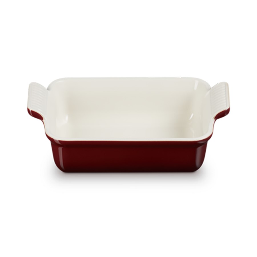 additioanl image for  Le Creuset Gratin Dish Garnet 19 cm 