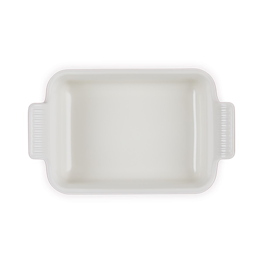 additioanl image for  Le Creuset Gratin Dish Garnet 19 cm 