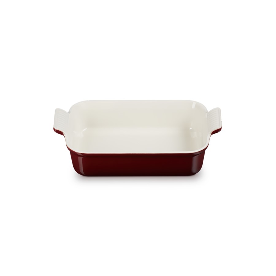 additioanl image for  Le Creuset Gratin Dish Garnet 26 cm 
