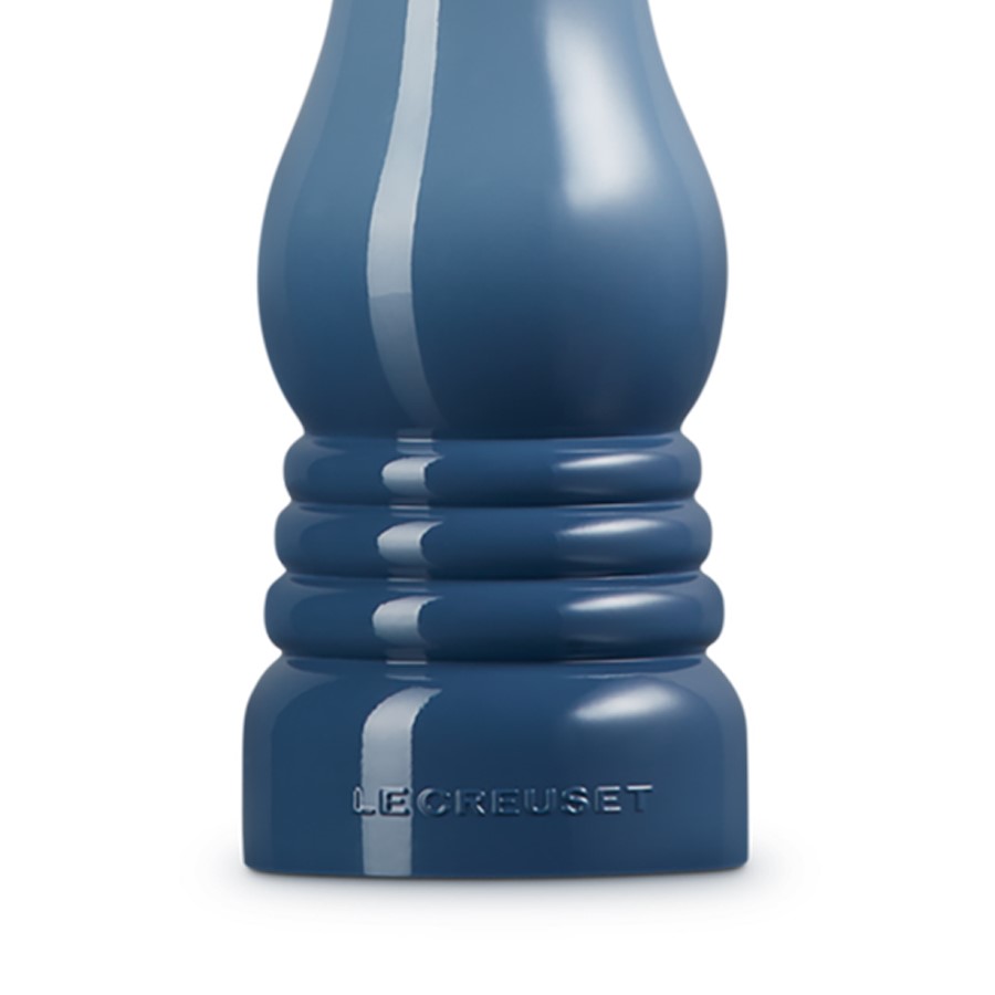 additioanl image for  Le Creuset Pepper Mill Chambray 21 cm 