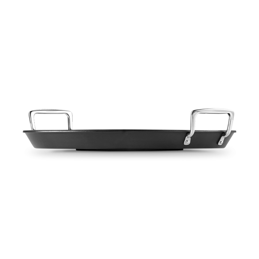 additioanl image for  Le Creuset Non Stick Oval Fish Pan 40 cm 
