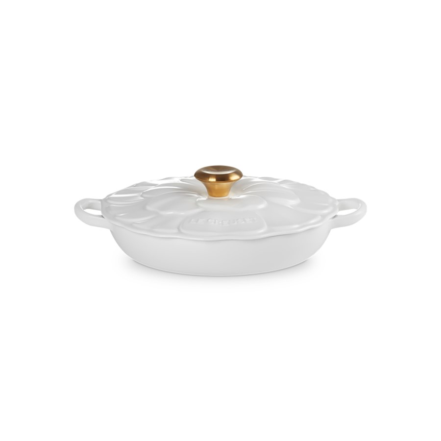 additioanl image for  Le Creuset Round Casserole White 26 cm 
