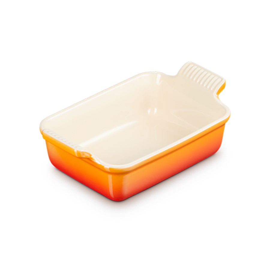 additioanl image for  Le Creuset Rect. Baking Dish Flame 19 cm 