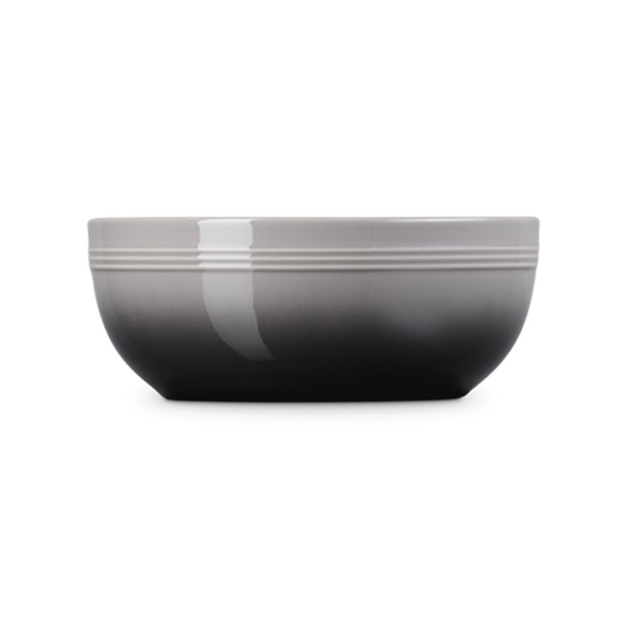 additioanl image for  Le Creuset Serving Bowl Flint 20 cm 