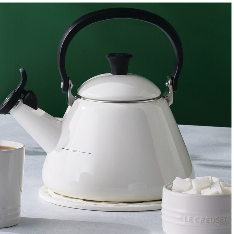 additioanl image for  Le Creuset French Trivet White 20 cm 