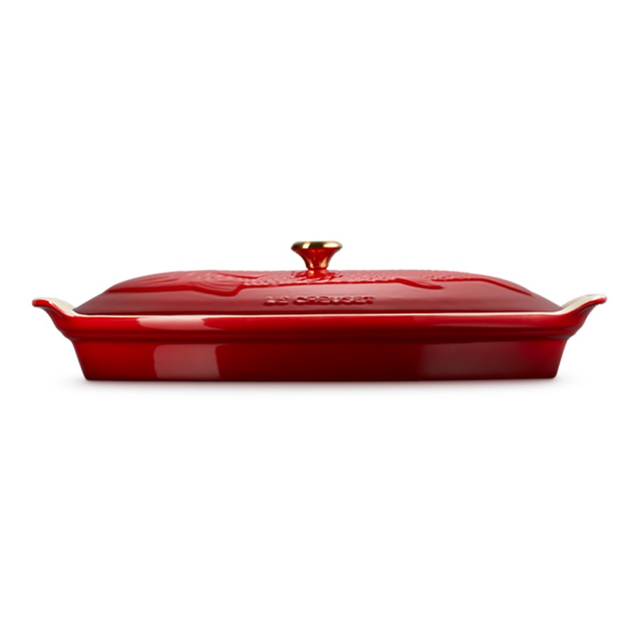 additioanl image for  Le Creuset HeritageFishBaker Cerise 34cm 