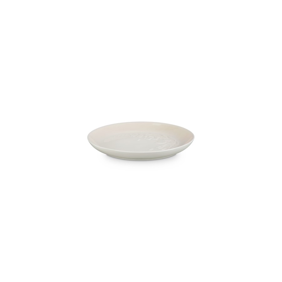 product image Le Creuset Sphere Plate Spr Rel Meringue Relief 22 cm