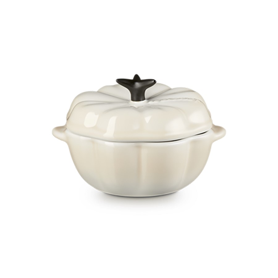Le Creuset Pumpkin Petite Cass. Meringue Image
