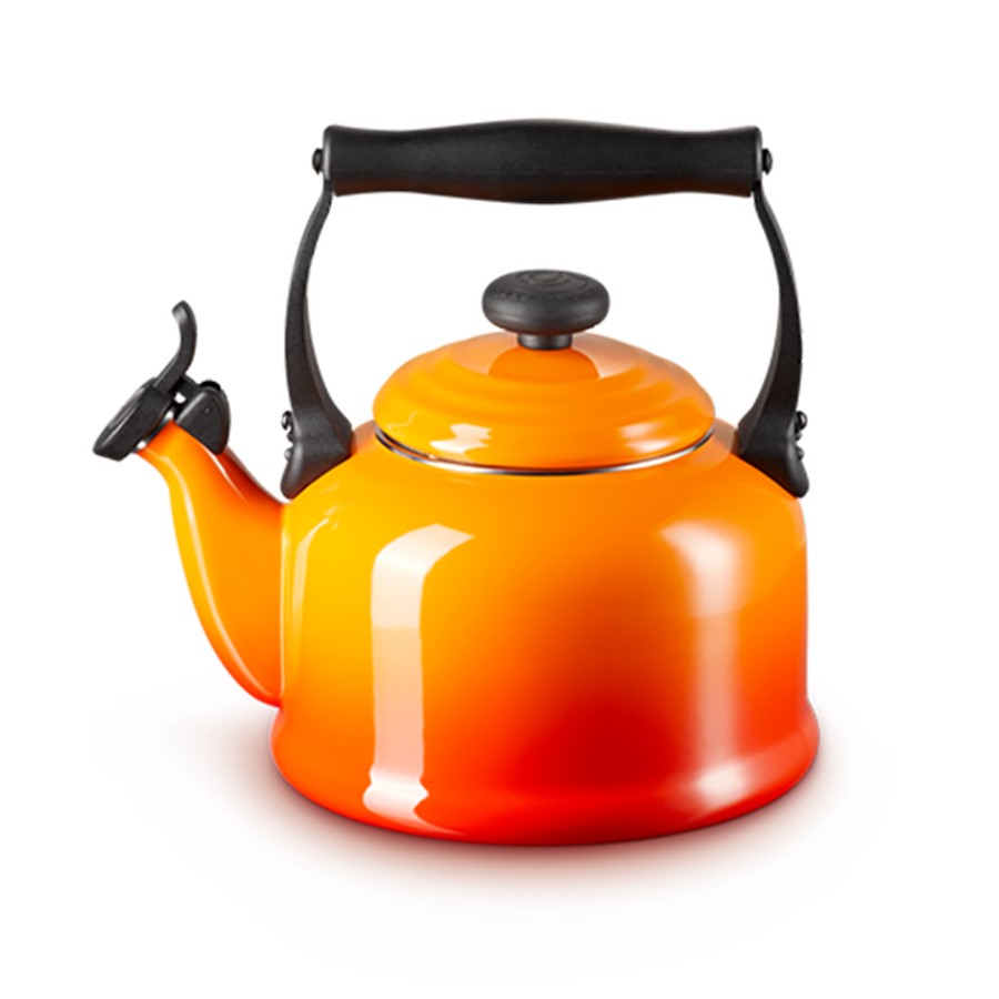 Le Creuset Traditional Kettle Flame 2.1L Image