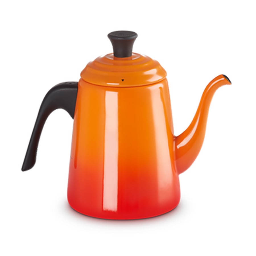 Le Creuset Drip Kettle Flame 700 ml Image