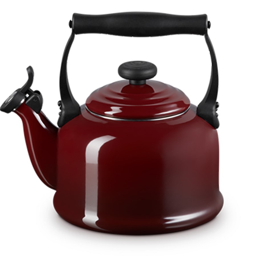 Le Creuset Traditional Kettle Garnet2.1L Image